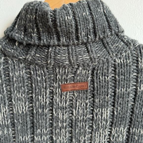 Vintage 90s MARLBORO CLASSICS Chunky Cable Knit Wool Blend Sweater - Picture 3 of 9